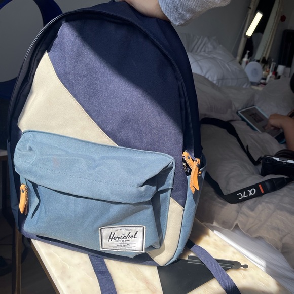 Herschel Classic XL 600D Poly - Peacoat/Blue Mirage/Pelican Backpack - Picture 2 of 8